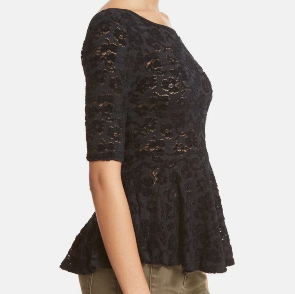 Decree Black Lace 3/4 Sleeve Peplum Scoop Neck Top